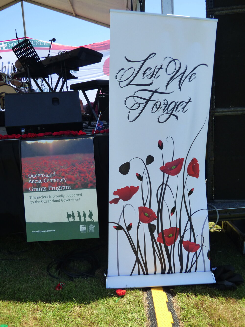 Remembrance Day, Looking Forward to Peace Event, Tewantin-Noosa RSL Memorial Park, Tewantin, 11 November 2018
