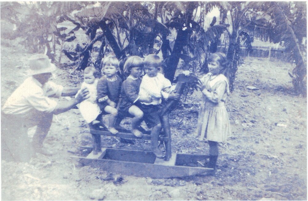 Walter Tronson and his children, 'Ringwood', Ringtail Creek, Cooroibah, 1920