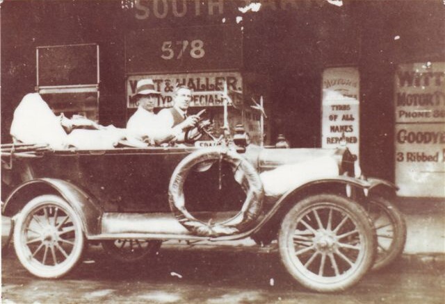 Mr. N.H. Maynard and Walter Tronson, 'Cooloothin', 1922