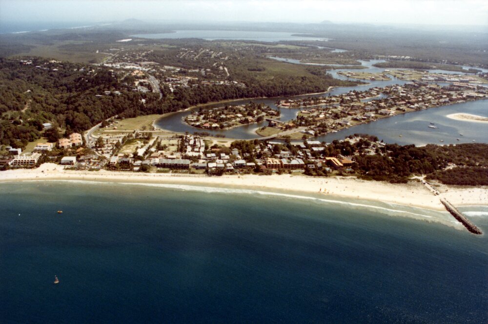 Aerial view, Noosa Heads, late 1980s