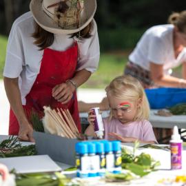 Crafting, nature bags, Hinterland Adventure Playground, Marara Street, Cooroy, 6 May 2022