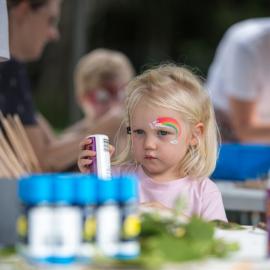 Crafting, nature bags, Hinterland Adventure Playground, Marara Street, Cooroy, 6 May 2022