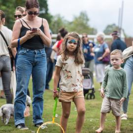 Crowds, Hinterland Adventure Playground, Marara Street, Cooroy, 6 May 2022