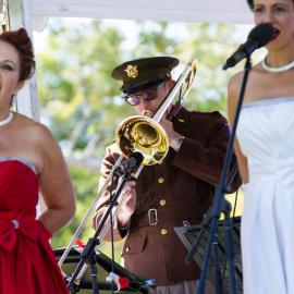 Cherryn Lomas and Anita David, Andrew Sisters Tribute Show, Remembrance Day, Looking Forward to Peace Event, Tewantin-Noosa RSL Memorial Park, Tewantin, 11 November 2018