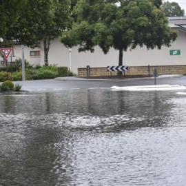 Flooding, Tewantin-Noosa Bowls Club, Hilton Terrace, Tewantin, 26 February 2022