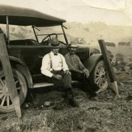 Fencing, James Bazzo's farm, Black Mountain, ca 1930s