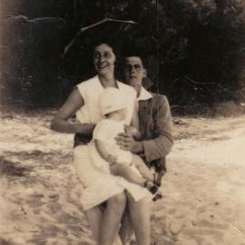 Family outing, Main Beach, Noosa Heads, ca 1930s