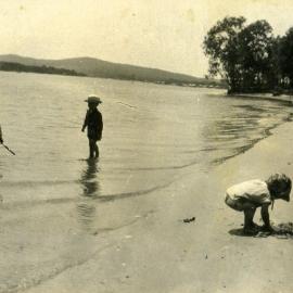 Dorothy, Alan and Richard Dunstan, Noosa River, Noosaville, 1930