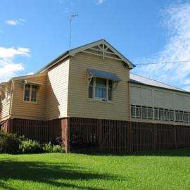Exterior, Tait Duke Cottage, 84 Poinciana Avenue, Tewantin, 17 April 2009