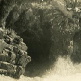 Devil's Kitchen, Noosa National Park, Noosa Heads