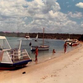 Boating, Noosa River, Noosa Heads