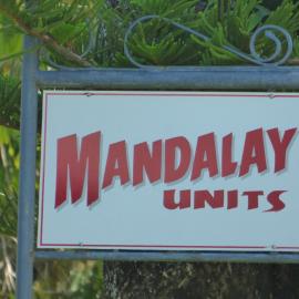 Sign, Mandalay Units, 7 Hilton Esplanade, Tewantin, 22 November 2017