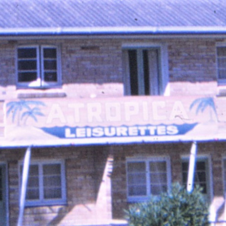 Noosiana / Atropica Leisurettes