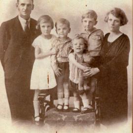 Dunstan family, ca 1930s