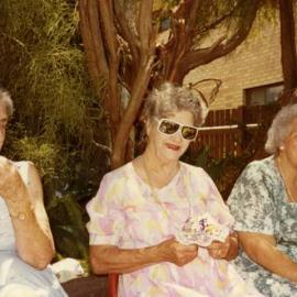 Eunice Cole, Elizabeth Hooper and Daphne Hooper, Bracken Ridge, 18 January 1986