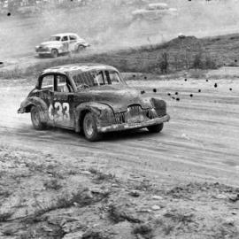 Car racing, speedway meeting, Caboolture, March 1973