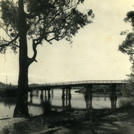 Alexandra Bridge, Noosaville, ca 1998