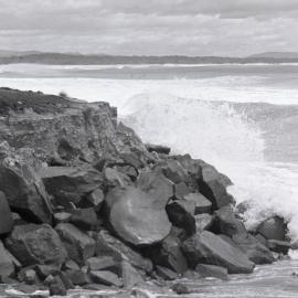 Erosion, Cyclone Dinah, Noosa Main Beach, Noosa Heads, 29-30 January 1967