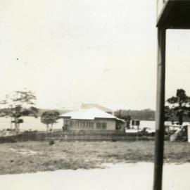 Dwelling, Noosa River