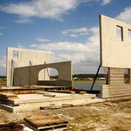 Dwelling construction, Noosa Waters, Noosaville, 1990s