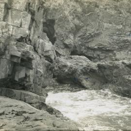 Devil's Kitchen, Noosa National Park, Noosa Heads, 8 December 1946