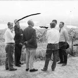 David Low MLA with Neil Macdonald and others, Noosa Main Beach, Noosa Heads, 5 March 1971
