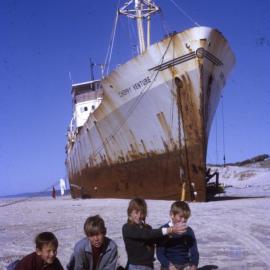 Cousins, Mark, Ian, Fiona and Bruce Jeffs (l-r), Cherry Venture, Teewah Beach, Noosa North Shore, January 1975