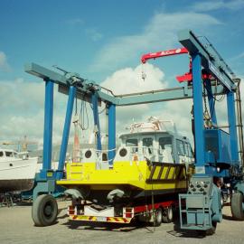 Delivery preparations, 'John Waddams' rescue boat, Coast Guard Noosa QF5, 21 January 2003