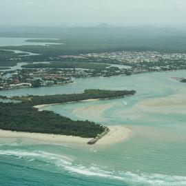 Aerial view, Noosa River mouth and Bar, Noosa Heads, 21 January 2003