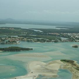Aerial view, Noosa River, Noosa Heads, 21 January 2003
