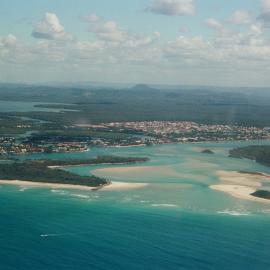 Aerial view, Noosa River mouth and Bar, Noosa Heads, 28 February 2002