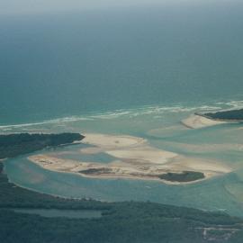 Aerial view, Noosa River mouth and Bar, Noosa Heads, 28 February 2002