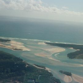 Aerial view, Noosa River mouth and Bar, Noosa Heads, 28 February 2002