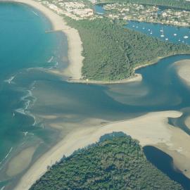Aerial view, Noosa River mouth and Bar, Noosa Heads, 3 July 2007