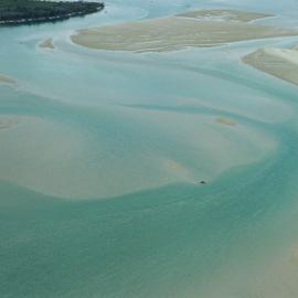 Aerial view, Noosa River mouth, Noosa Heads, 10 September 2003