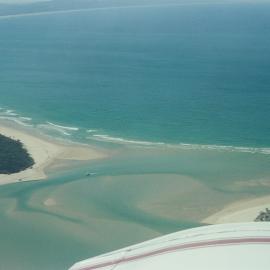 Aerial view, Noosa River mouth and Bar, Noosa Heads, 10 September 2003