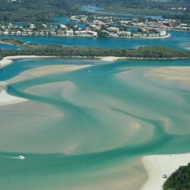 Aerial view, Noosa River, Noosa Heads, 10 September 2003