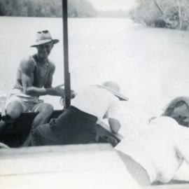 Charles and Nellie Powell, juices overboard, Noosa River, ca 1920s