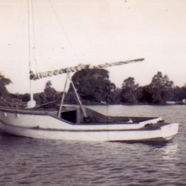 'Shirley May', Noosa River, Tewantin, 1945