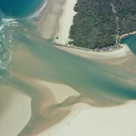 Aerial view, Noosa River mouth and Bar, Noosa Heads, 16 April 2007