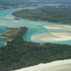 Aerial view, Noosa River, Noosa Heads, 16 April 2007