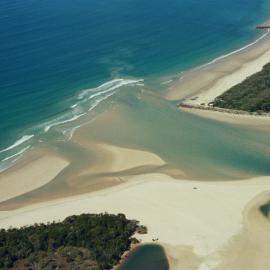 Aerial view, Noosa River mouth and Bar, Noosa Heads, 16 April 2007