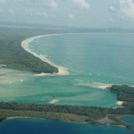 Aerial view, Noosa River mouth and Bar, Noosa Heads, 18 February 2003