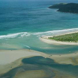 Aerial view, Noosa River mouth and Bar, Noosa Heads, 4 January 2007