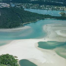 Aerial view, Noosa River mouth and Bar, Noosa Heads, 4 January 2007