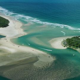 Aerial view, Noosa River mouth and Bar, Noosa Heads, 4 January 2007