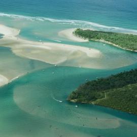 Aerial view, Noosa River mouth and Bar, Noosa Heads, 4 January 2007