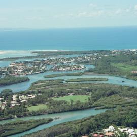 Aerial view, Noosa River mouth and Bar, Noosa Heads, 9 March 2005