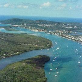 Aerial view, Noosa River, Noosa Heads, 9 March 2005