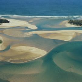 Aerial view, Noosa River mouth and Bar, Noosa Heads, 19 March 2007